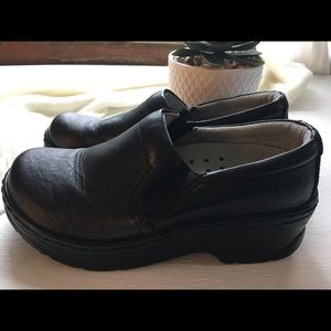 KLOGS Leather Slip Resistant Non Marking Clogs
